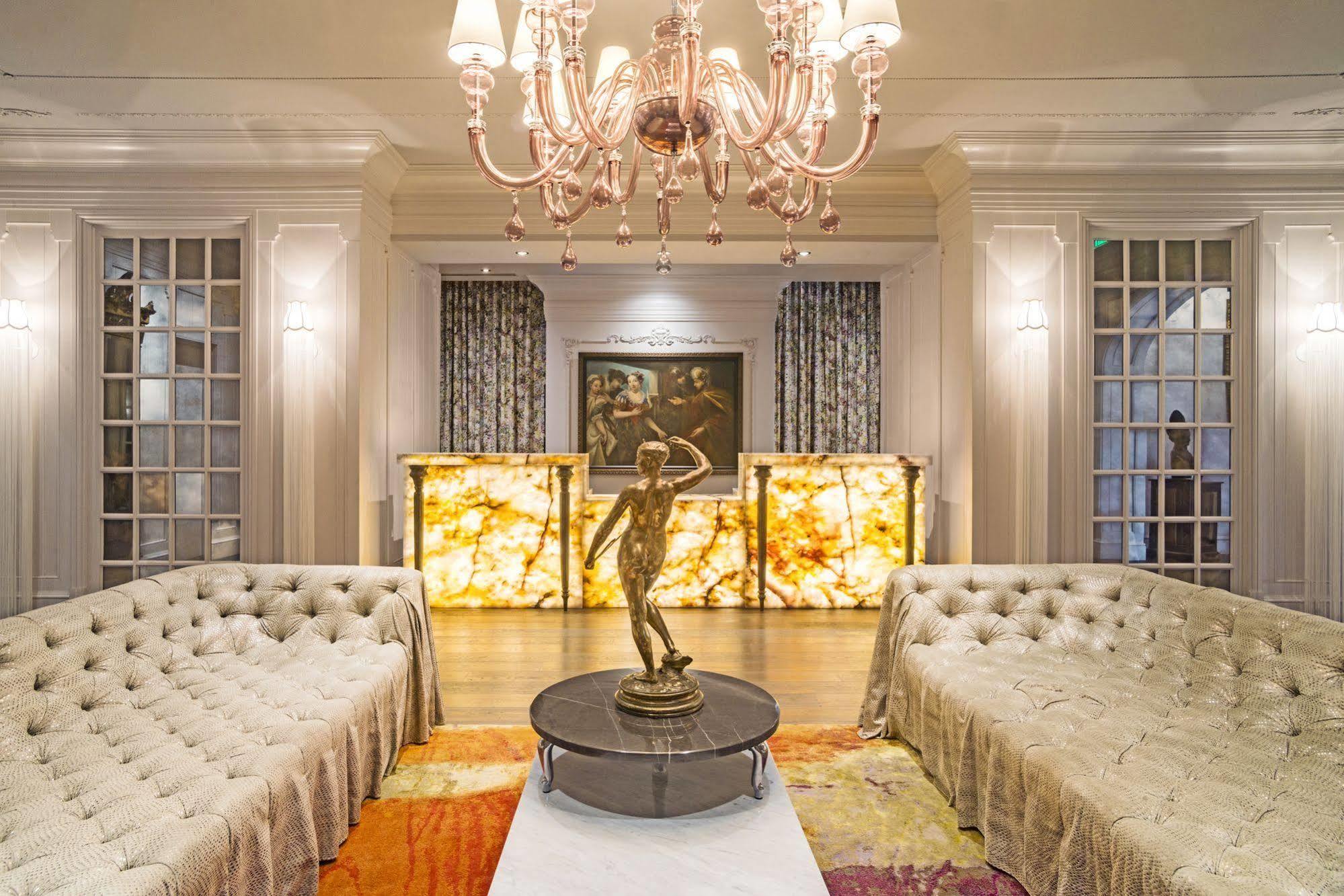 Отель Grand Bohemian Charleston, Autograph Collection Экстерьер фото